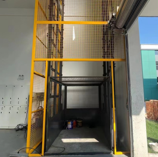 无锡导轨式升降机助力物流园破解运输难题